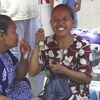 Siang Malam Warga Antre BBM